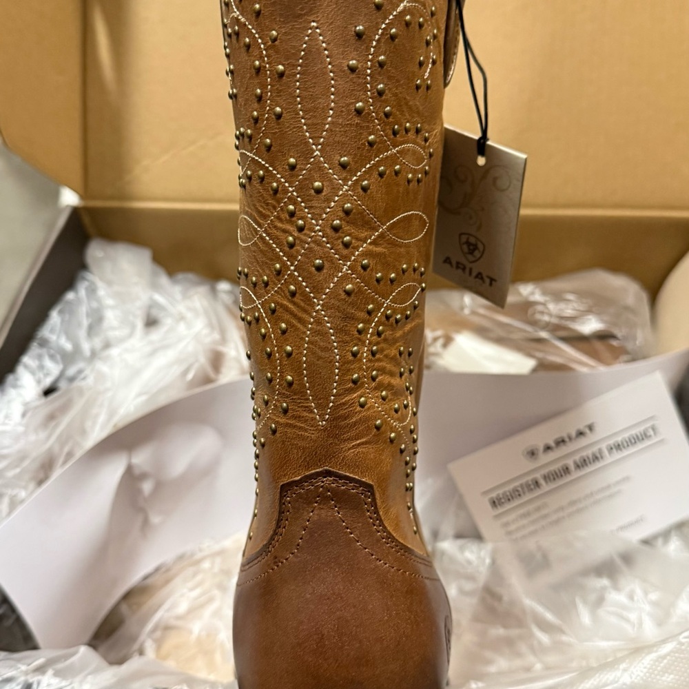 Ariat Tan Leather Cowboy Boots - Picture 5 of 7